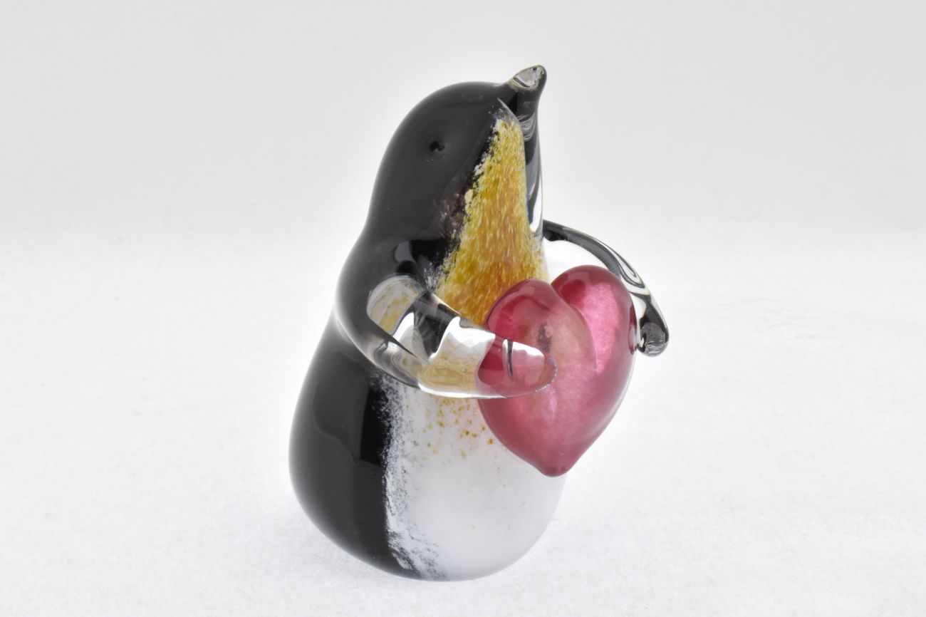Art Glass Penguin with heart
