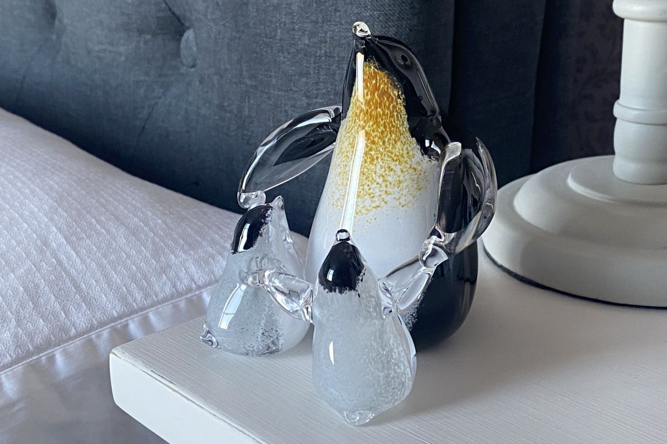 Art Glass Penguin with Two Babies