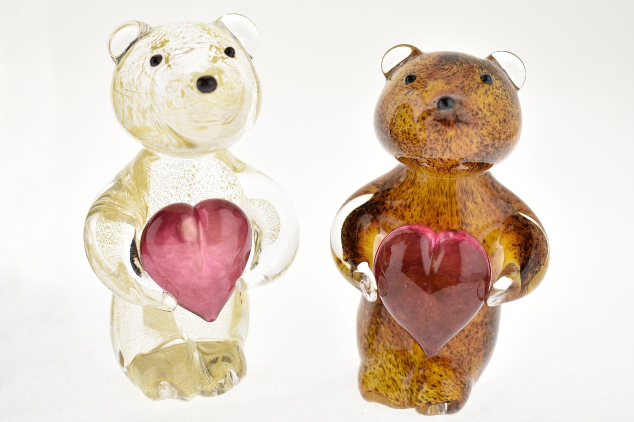 Art Glass Bear with ruby heart