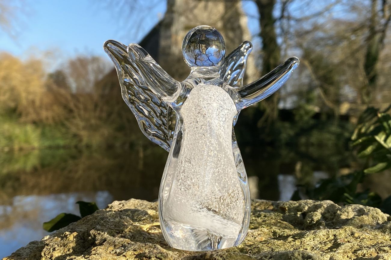 Remembrance Glass Angel with Encased Ashes