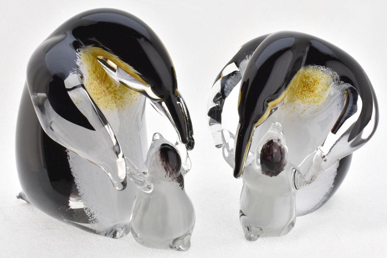 Art Glass Penguin with baby